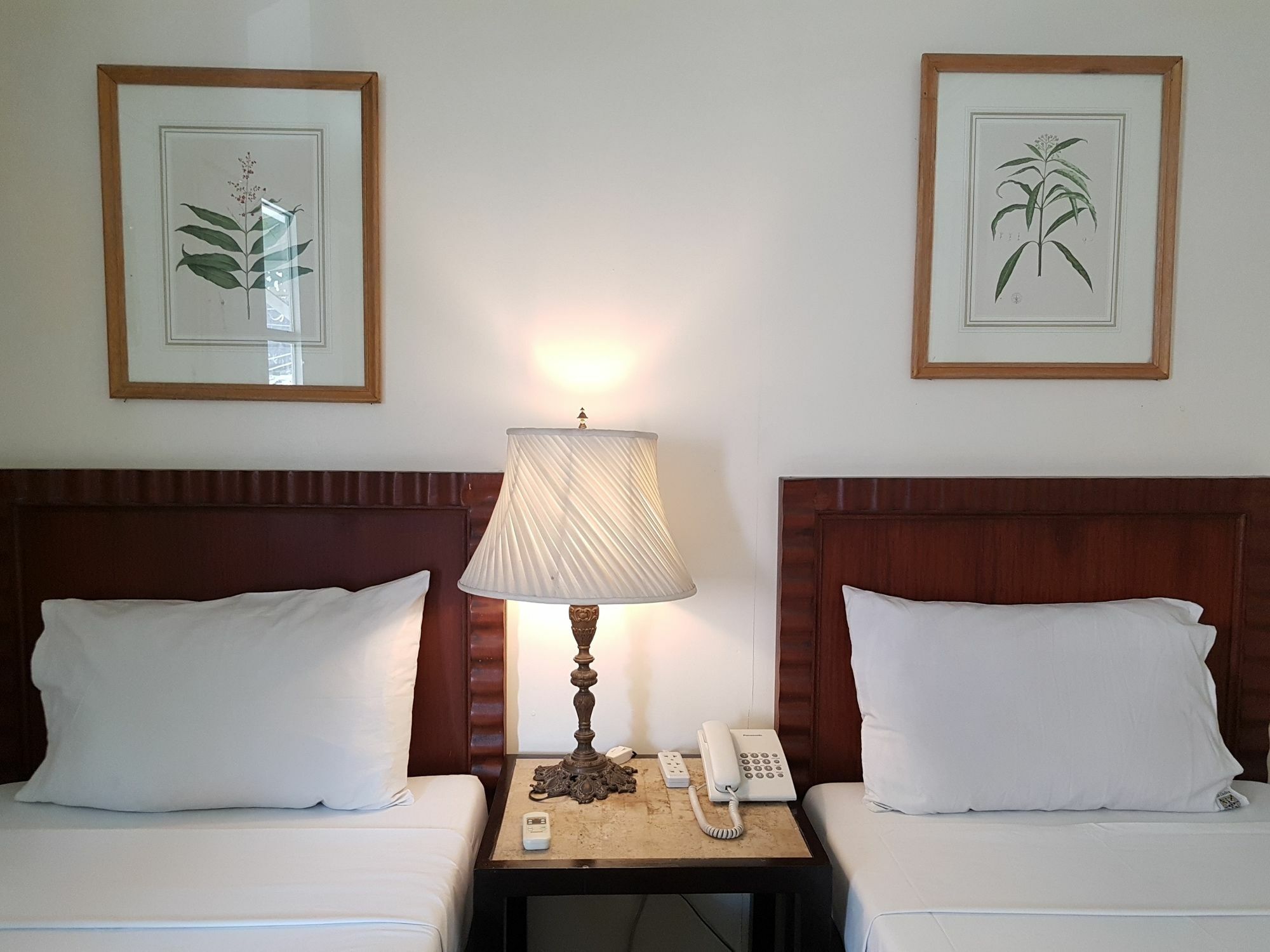 Charming La Casita Mercedes, 5Br And 5Tb For Family And Friends Staycation Макати Экстерьер фото